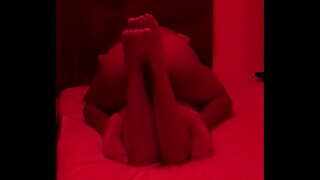 Lopettamalla hänen tyttöystävänsä