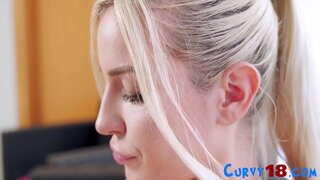 Isot Tissit Teini Kusessa BBC