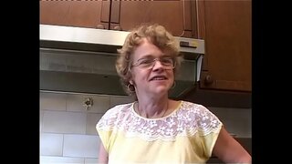 Миний хойлог гаргагч эсэргүүцэх нь давж гаршгүй сэтгэл татам нь нас бие гүйцсэн slut! Vol. 8